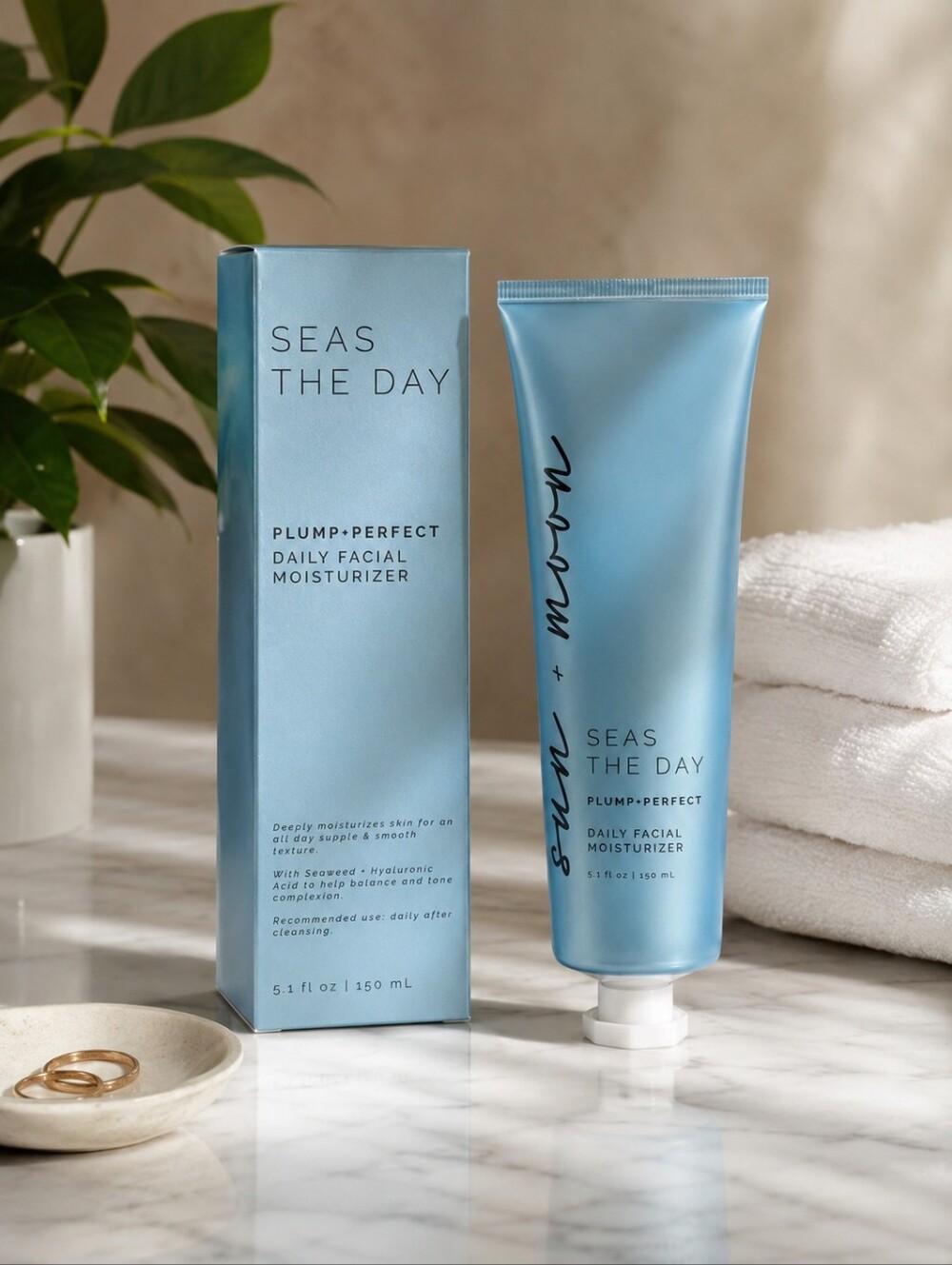 Seas The Day Plump+Perfect Daily Facial Moisturizer - Light Blue